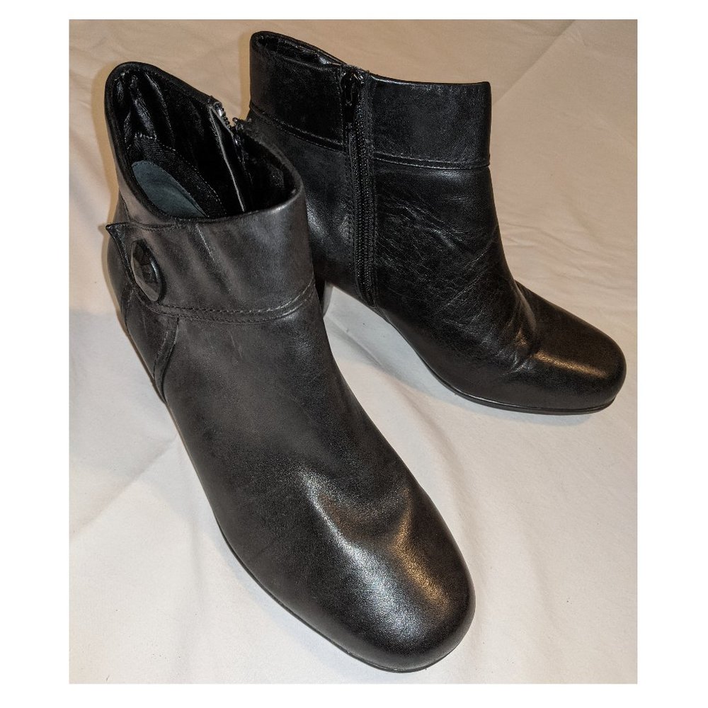 Michelle D Black Boots